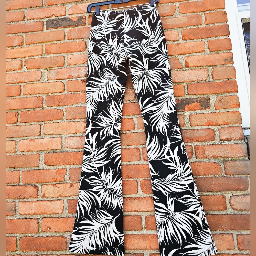 ZARA Tropical Leaf Print Flared Pants | Size Tall | High-Rise | Black & White |